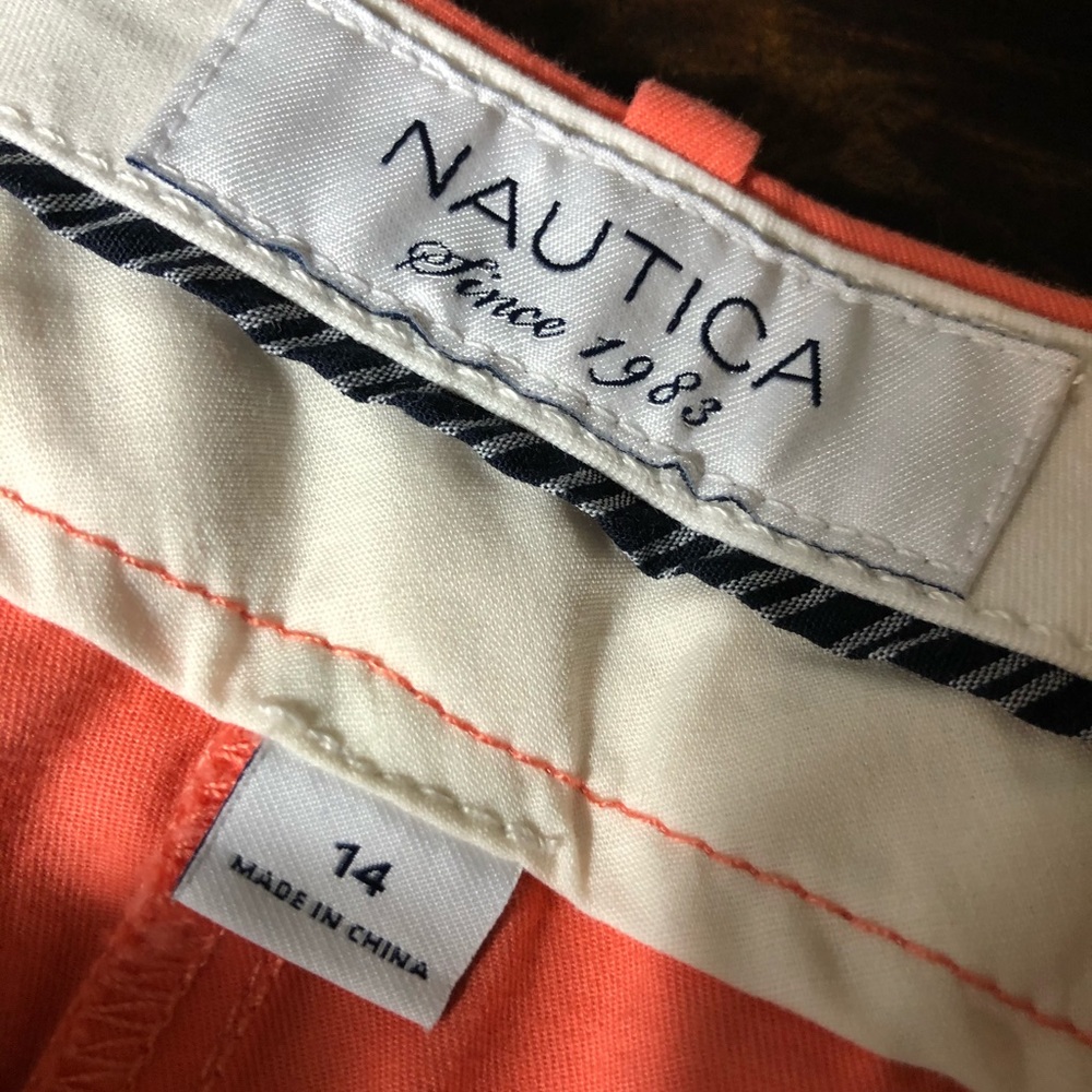 Cotton shorts with flat side pockets
